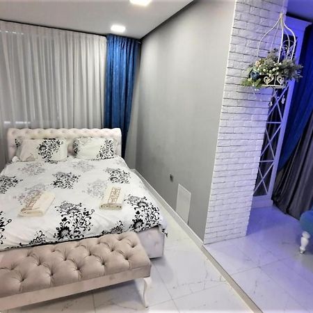 Puskin Close To Stefan Cel Mare キシナウ エクステリア 写真